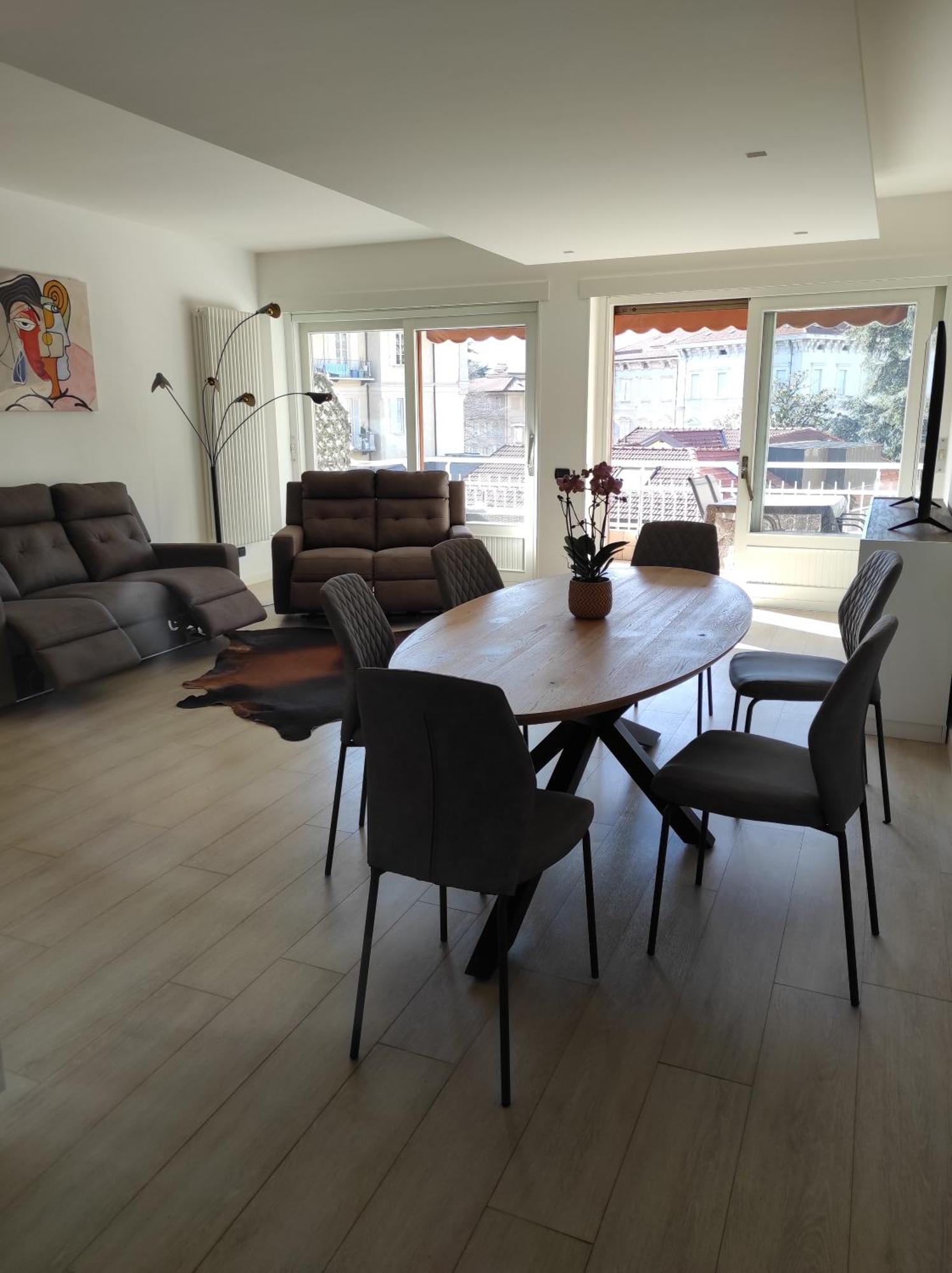 Appartamento Al Sereno Luino Exterior photo